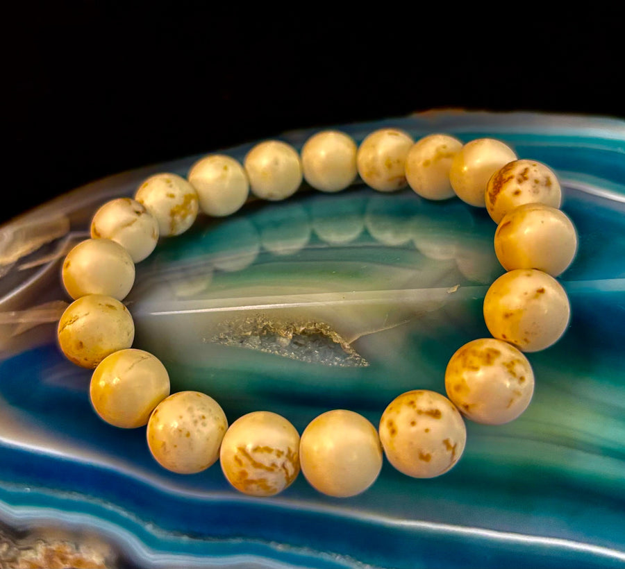 Pure Calm White Turquoise Bracelet – 10mm Matte Reiki-Infused Power Bracelet (Medium Fit)