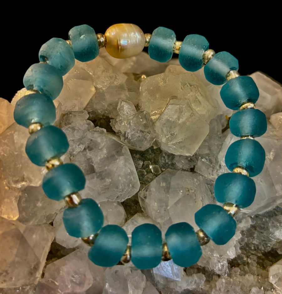 Ocean Aura Sea Glass & Pearl Bracelet