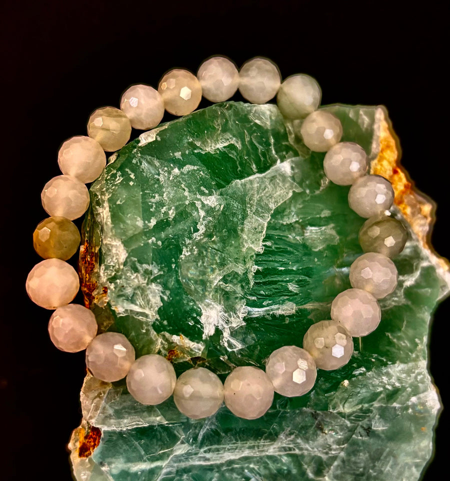Harmony & Prosperity Xiuyan Jade Bracelet – 8mm Polyhedral Serpentine Gemstone