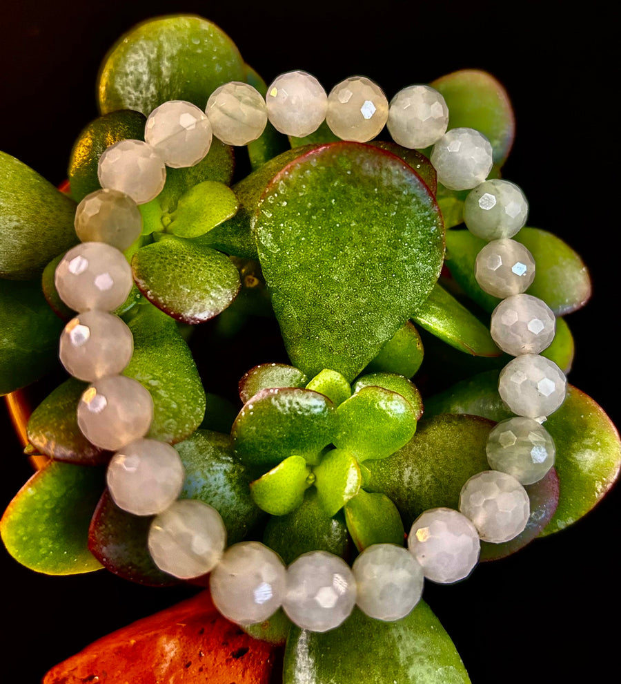 Harmony & Prosperity Xiuyan Jade Bracelet – 8mm Polyhedral Serpentine Gemstone