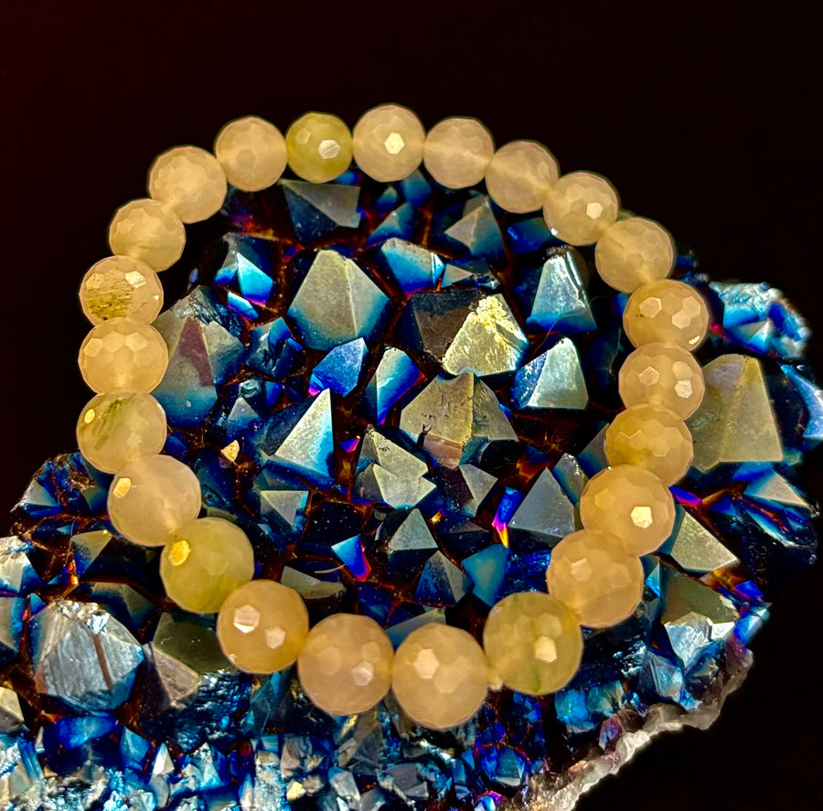 Harmony & Prosperity Xiuyan Jade Bracelet – 8mm Polyhedral Serpentine Gemstone