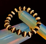Tibetan Agate Protection Bracelet – Faceted Energy Beads (8mm / 10mm)