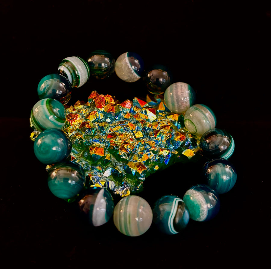 Wicked Fabulous Emerald Tide – Green Banded Agate Bracelet