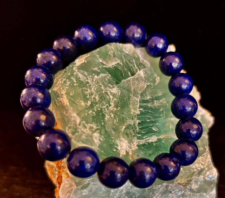 Lapis Lazuli Healing Bracelet – Wisdom, Truth & Inner Strength
