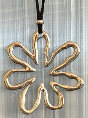 Hollow Out Flower Charm Necklace – Free-Spirited, Fierce, and Fabulous