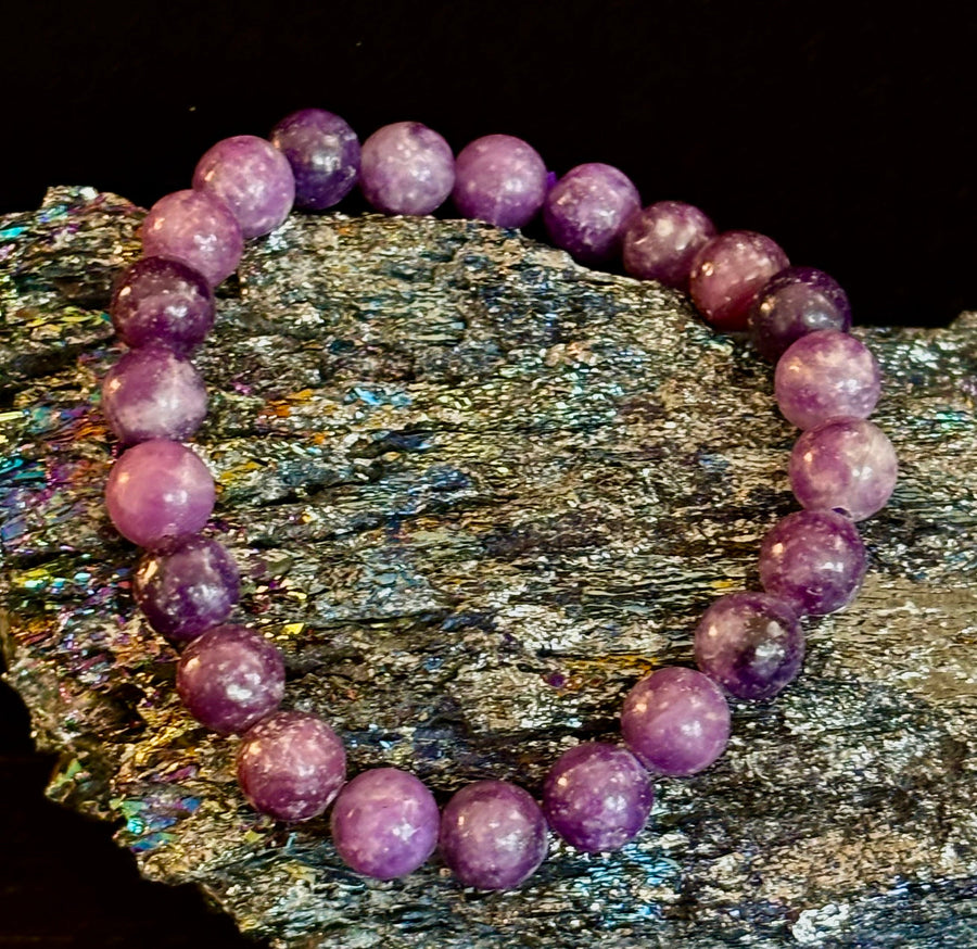 Lepidolite Reiki-Infused Peace & Emotional Balance Bracelet (Medium to Large Wrists)