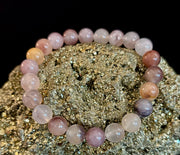 Elegant Natural Quartz Crystal Bracelet – Soothing Energy and Timeless Style
