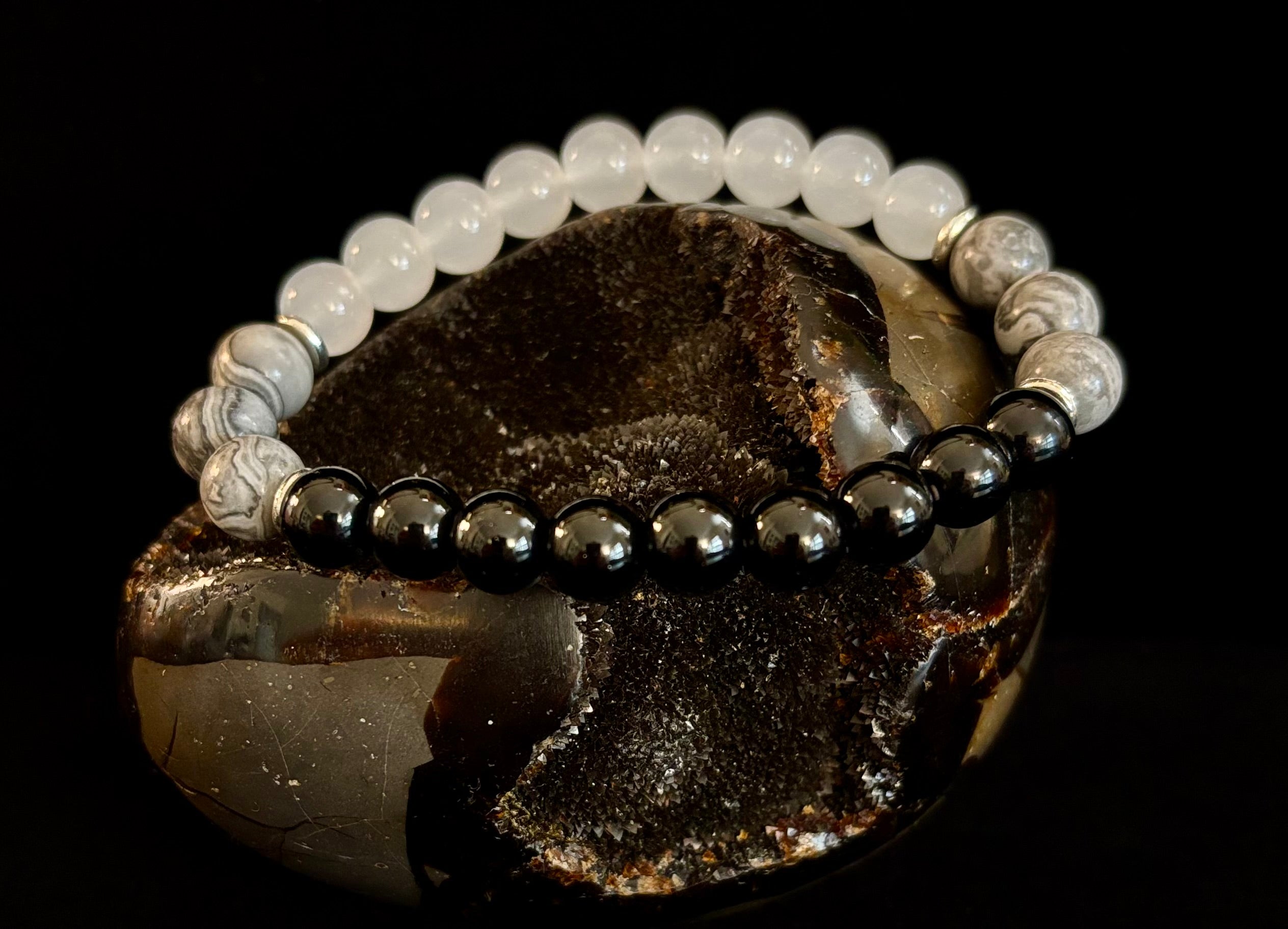 The Hexward Bracelet – Witch’s Shield & Sight Awakening