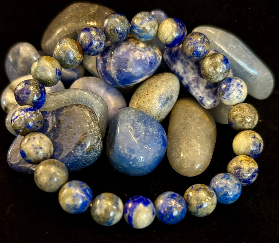 Lapis Lazuli Healing Bracelet – Wisdom, Truth & Inner Strength