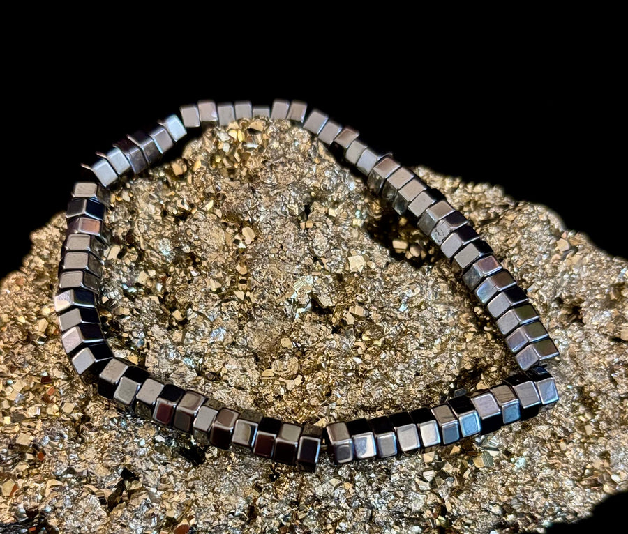 Retro Geometric Hematite Beaded Bracelet – Built for Large to Extra Large Wrists