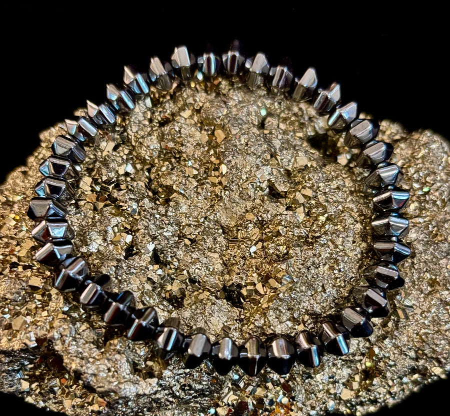 Faceted Hematite Geometric Beaded Bracelet – Strength & Style for Medium to Large Wrists