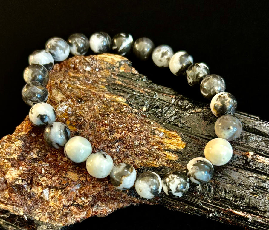 ⚫⚪ Zebra Stone Bracelet – 8mm Beads, Medium Wrists