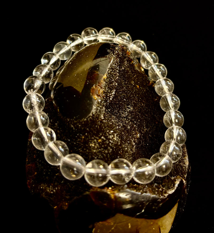 ✨ Clear Quartz Clarity Bracelet – 8mm Natural Crystal (Medium Wrists)