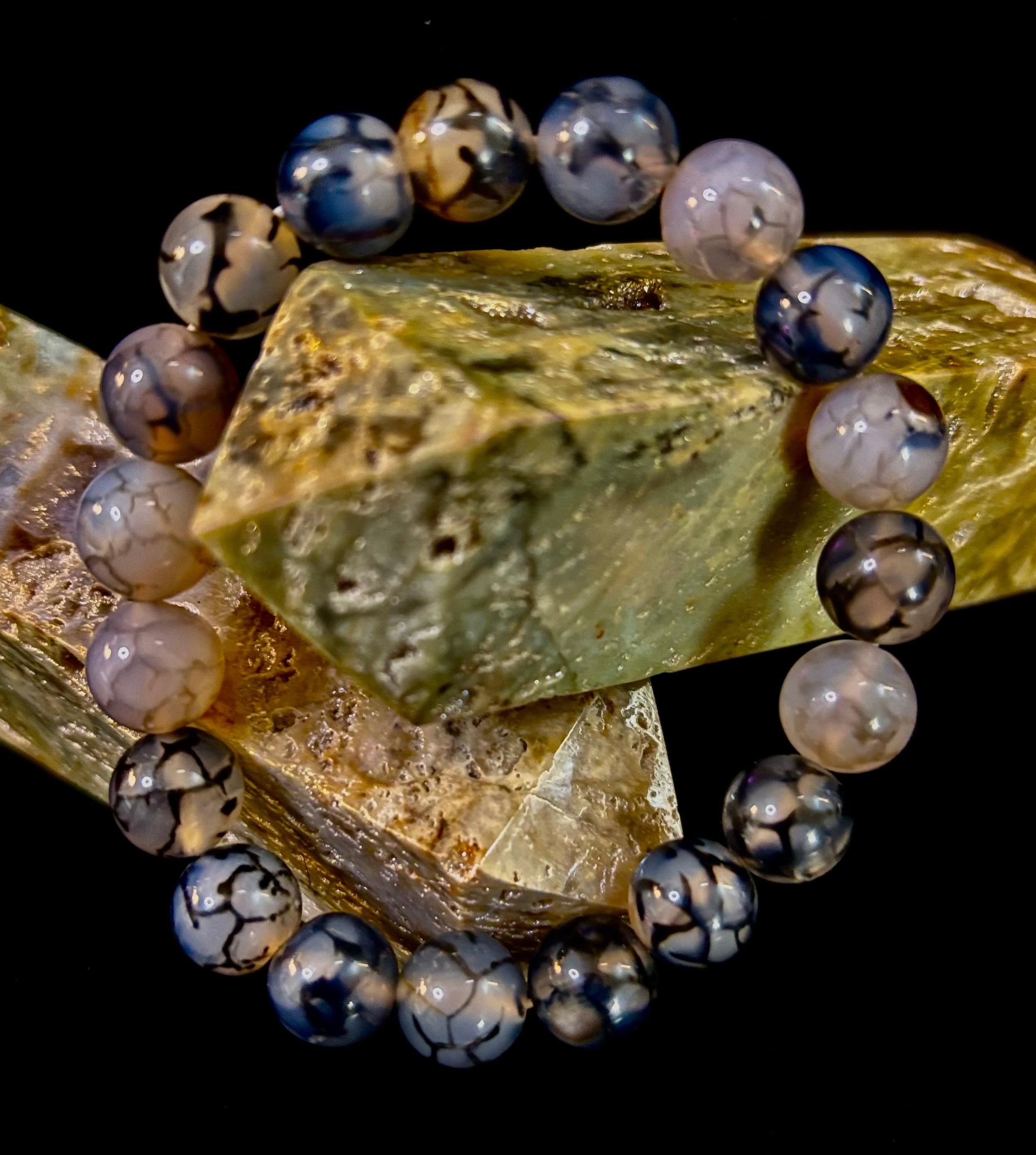 Black & White Dragon Vein Agate Reiki-Infused Protection Bracelet (Medium Wrists)