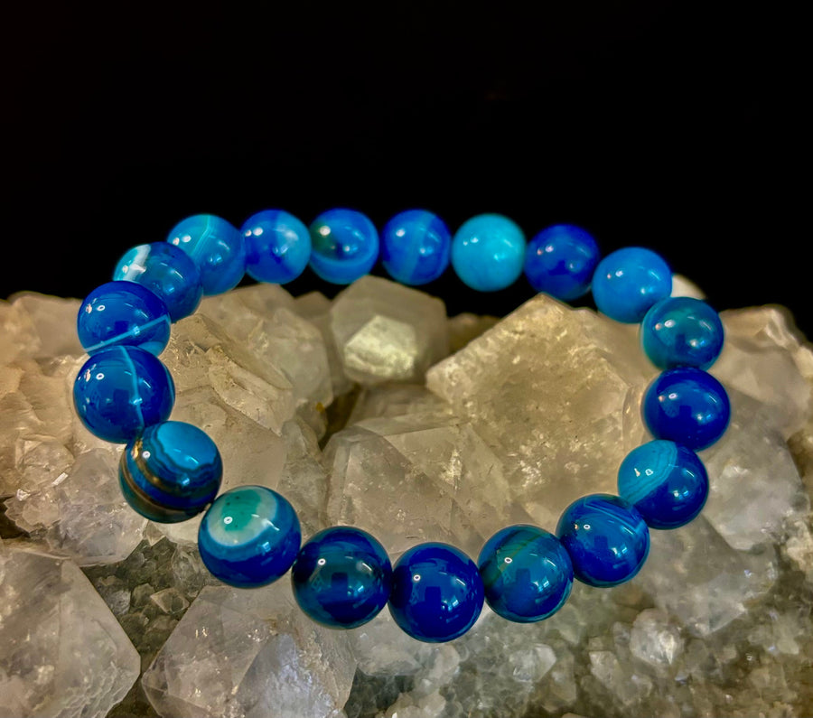 Blue Striped Agate Reiki-Infused Healing & Calm Bracelet (Medium Wrists)