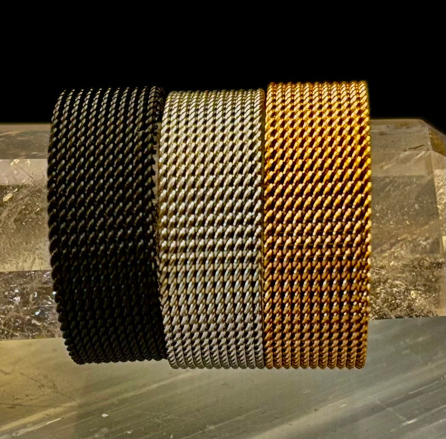 Unisex Stainless Steel Mesh Ring – Flexible, Modern Band in Black, Rose Gold & Silver Tones