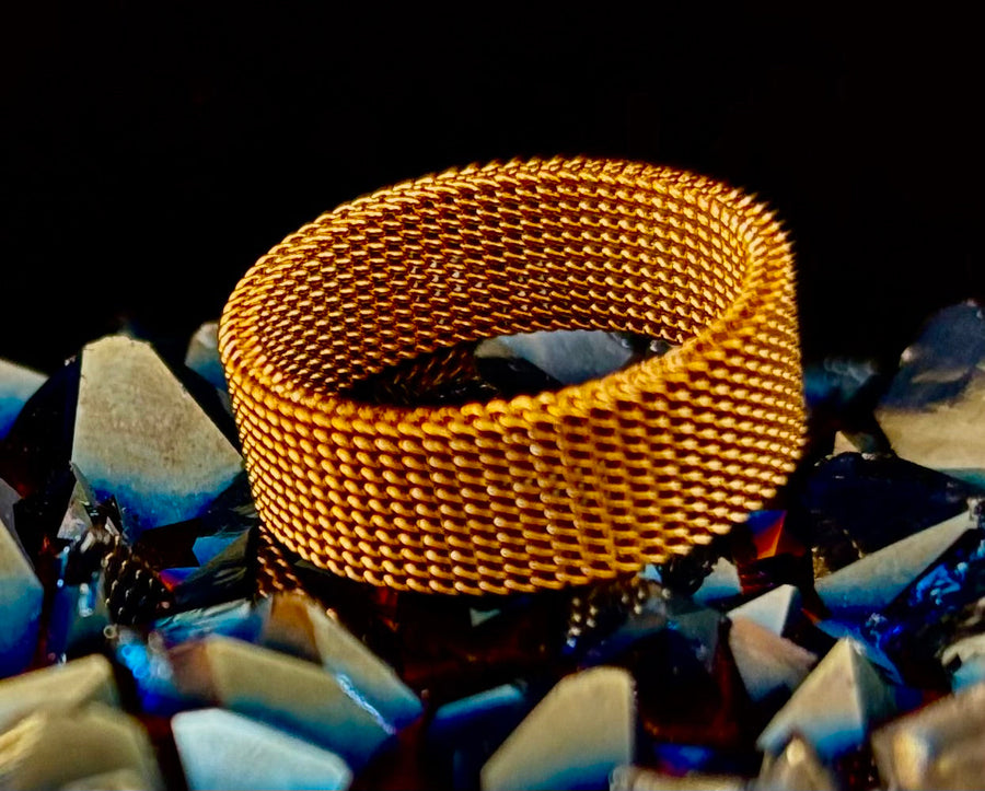 Unisex Stainless Steel Mesh Ring – Flexible, Modern Band in Black, Rose Gold & Silver Tones