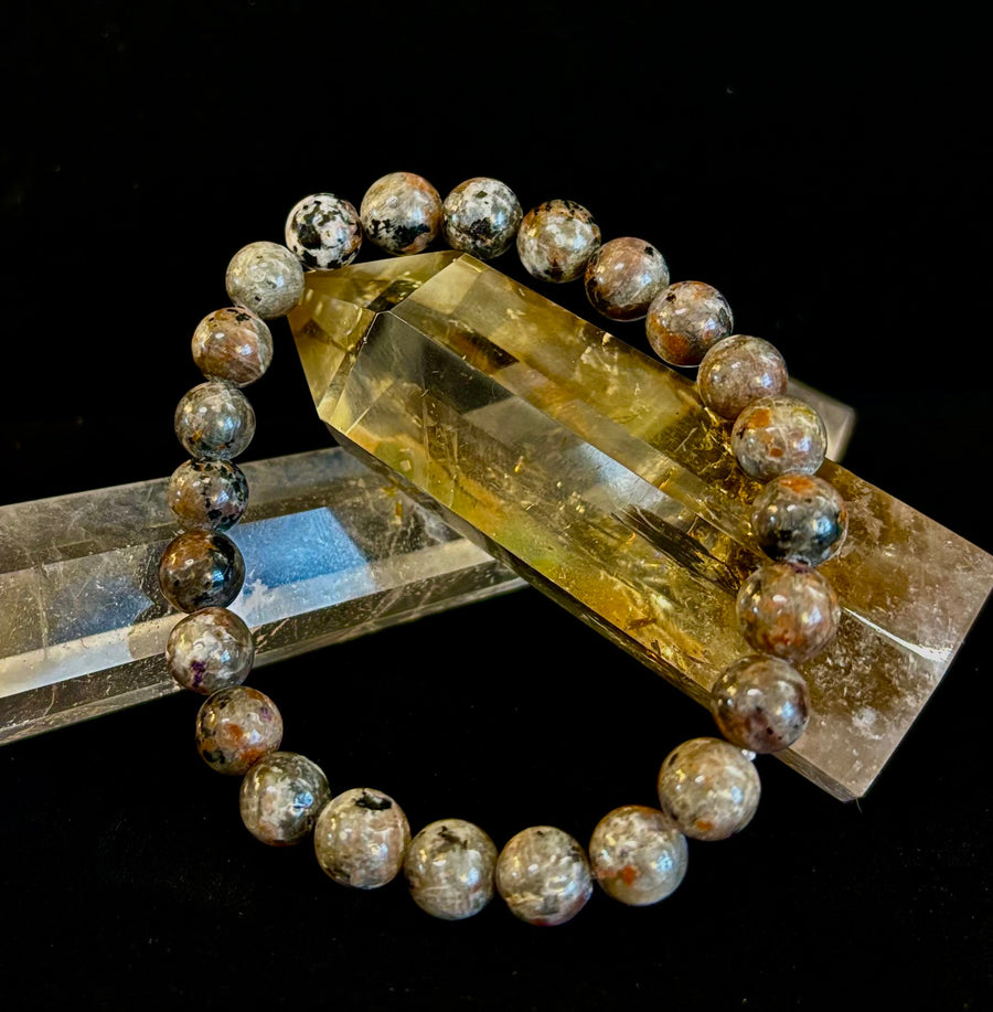 Yooperlite Grounding Bracelet – Natural UV Reactive Stone, 8mm Beads (Large Wrists)