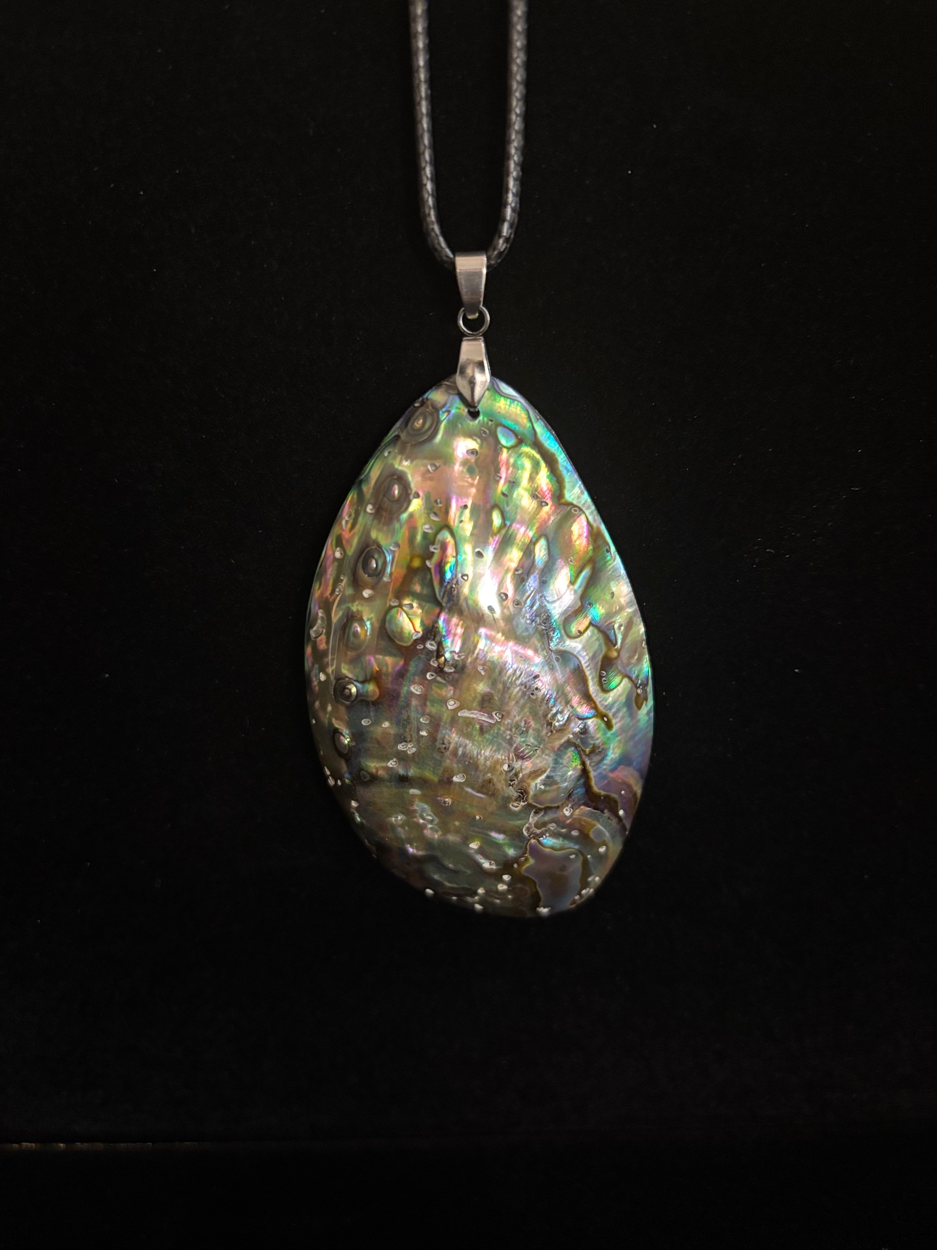 Natural Abalone Shell Copper Edged Pendant Necklace