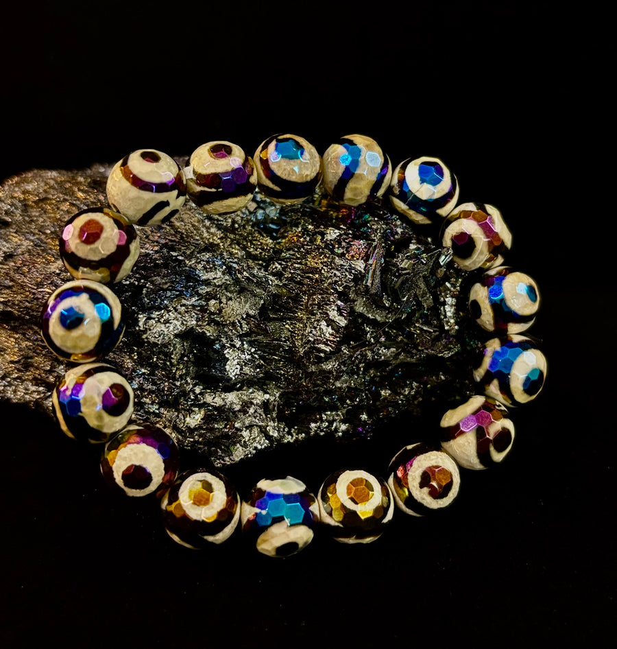Mexican Agate Evil Eye Bracelet — Natural Earth-Mined Agate Beaded Bracelet Inspired by Puerto Vallarta (12mm, Medium–Large Wrists)