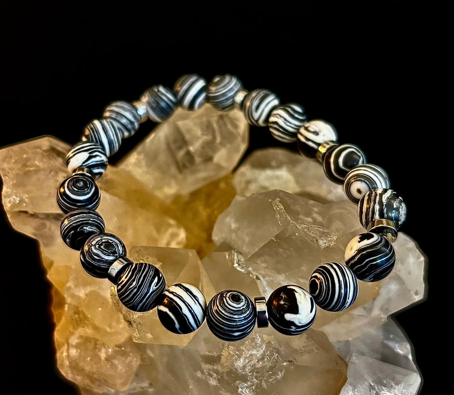 Black & White Striped Agate Stretch Bracelet — Natural Banded Agate Bracelet for Large to XL Wrists