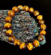 Reiki-Infused Matte Tiger’s Eye Bracelet for Courage, Protection & Focus (10mm)