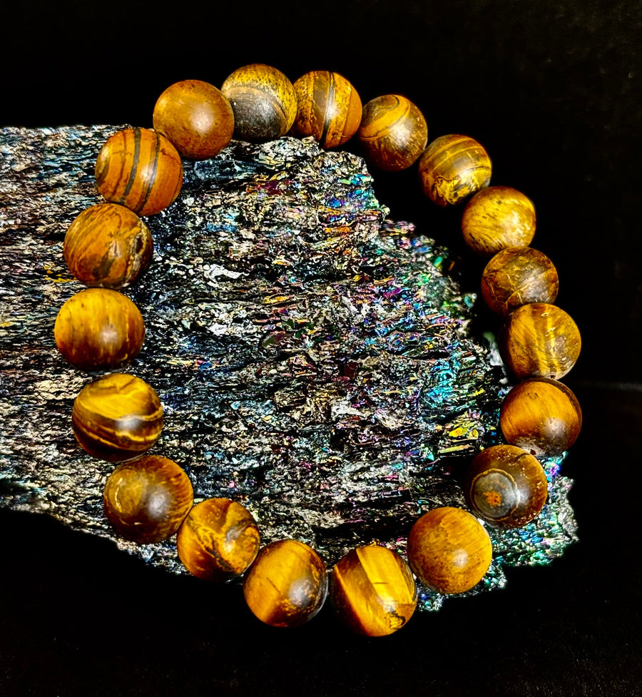 Reiki-Infused Matte Tiger’s Eye Bracelet for Courage, Protection & Focus (10mm)